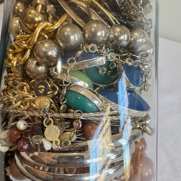 MYSTERY JEWELRY JAR # 1 - Picture 6 of 7